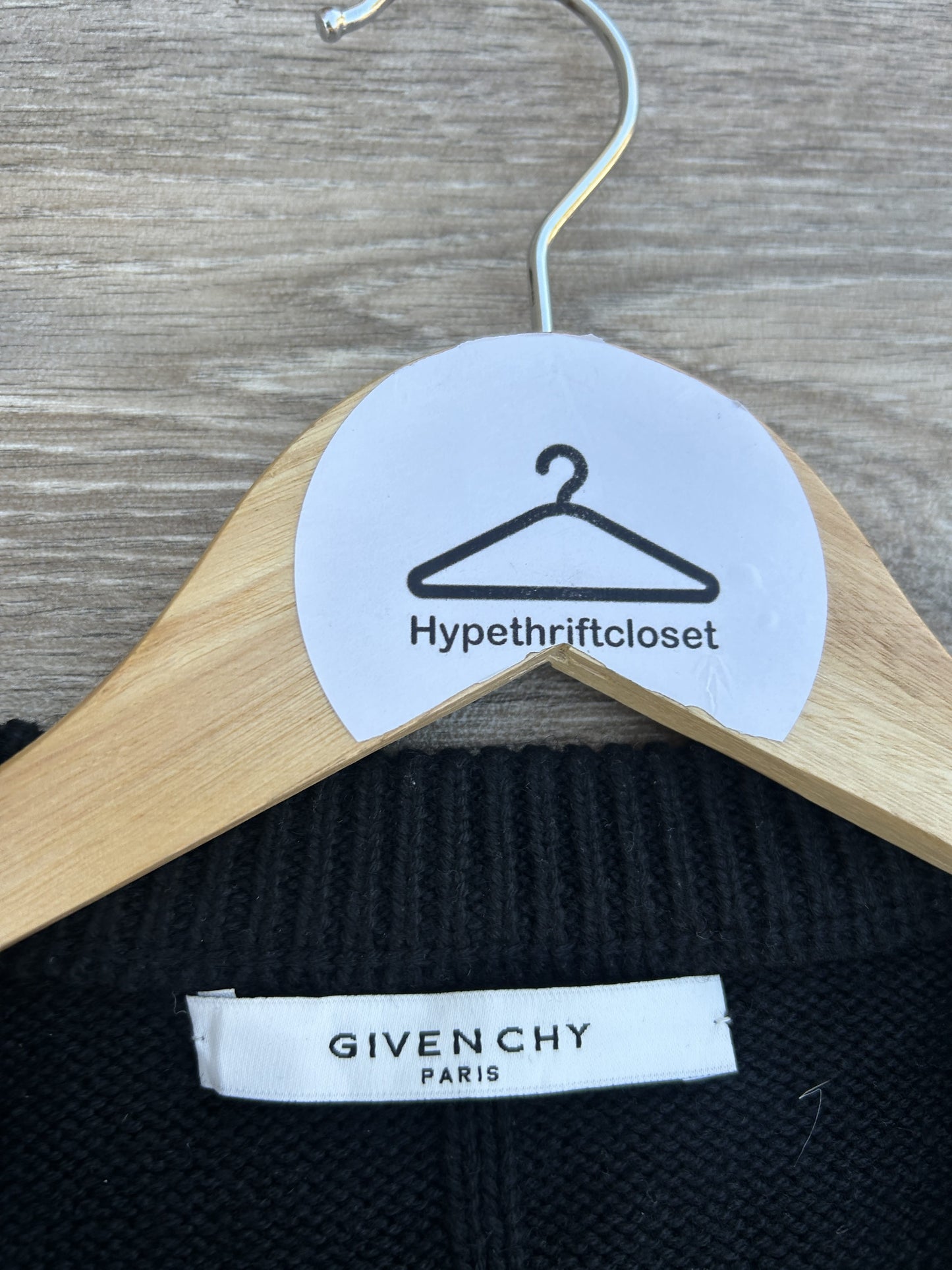 Givenchy logo knit sweater