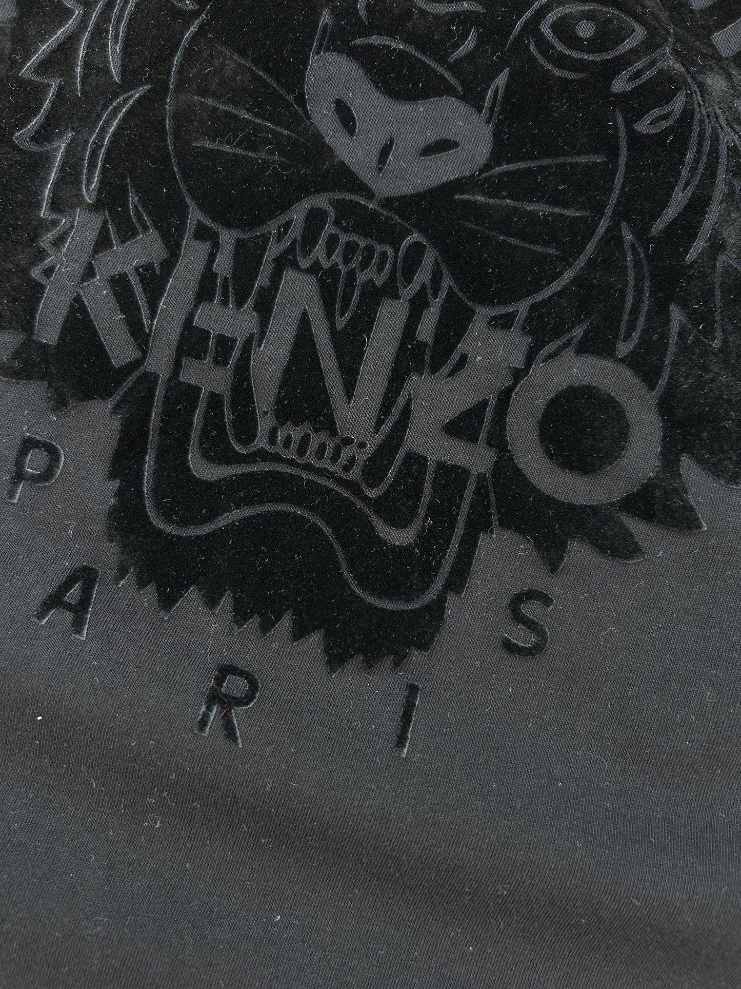 Kenzo embossed logo tshirt