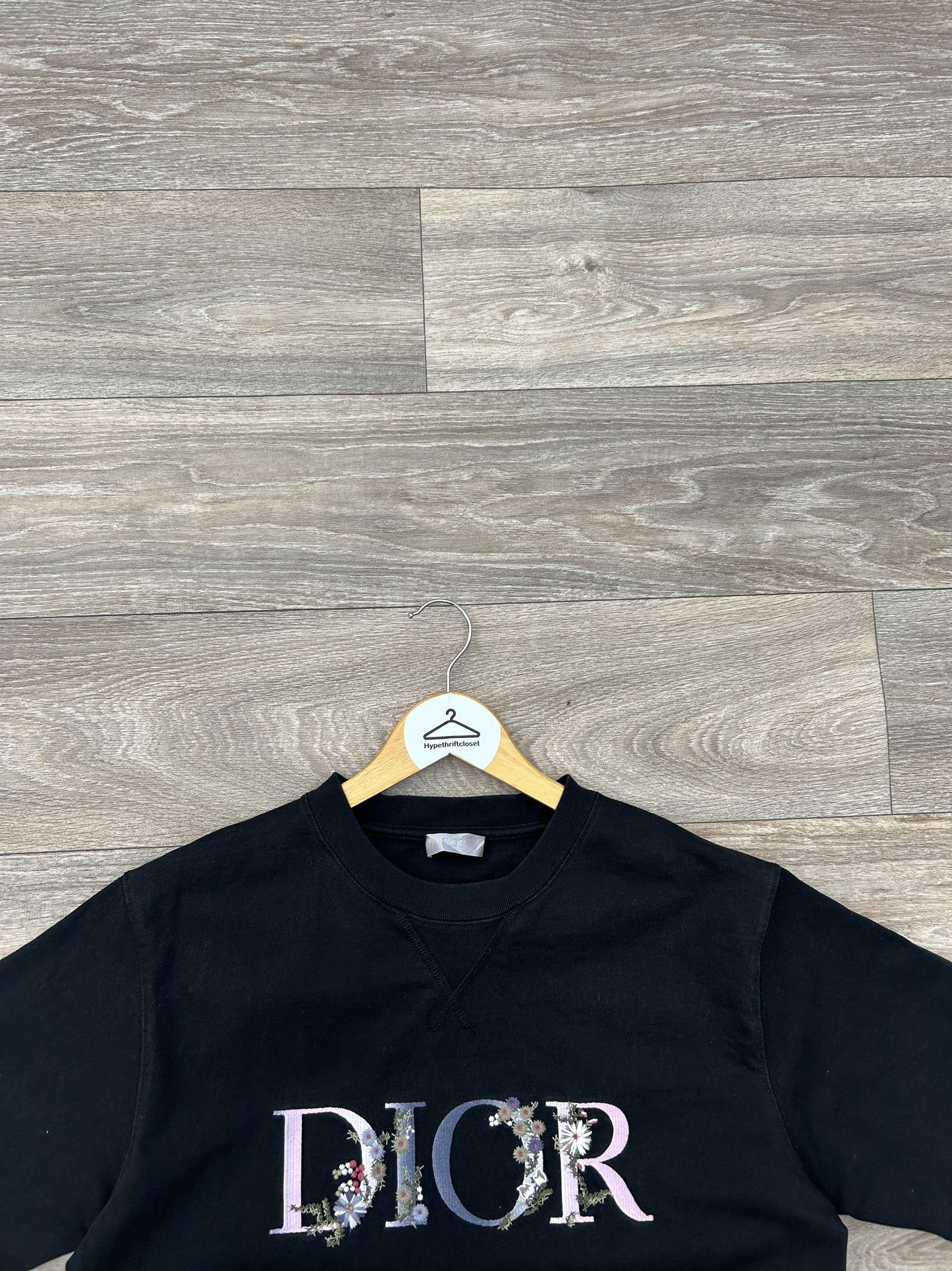 Dior embroidered flower logo tshirt