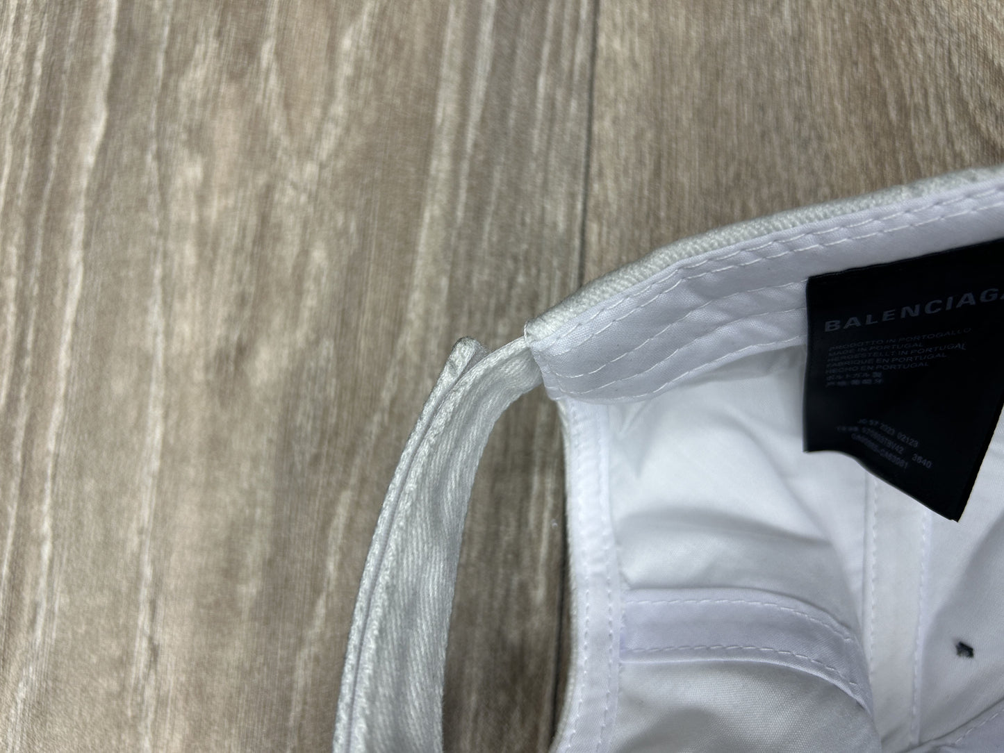 Balenciaga embroidered logo cap