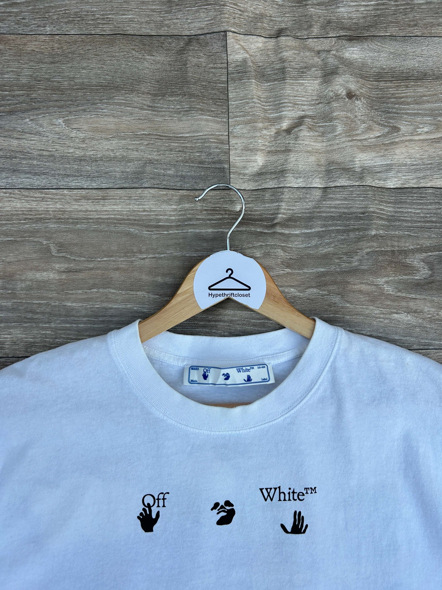 Off-White world peace logo print tshirt