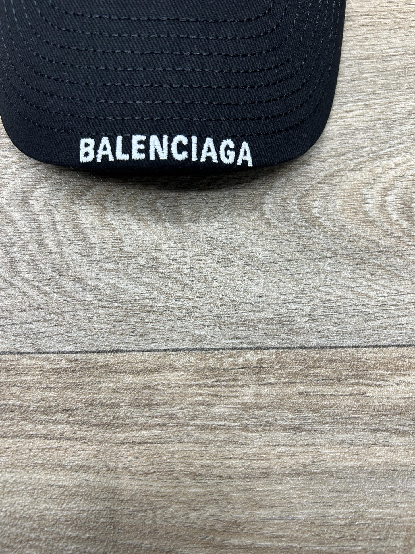 Balenciaga embroidered logo cap