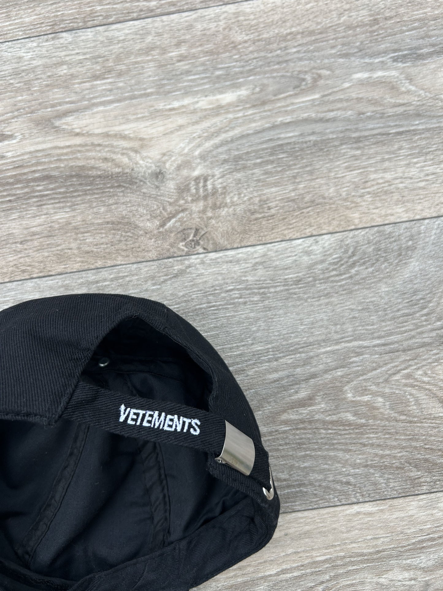 Vetements "Sexual Fantasies" logo cap