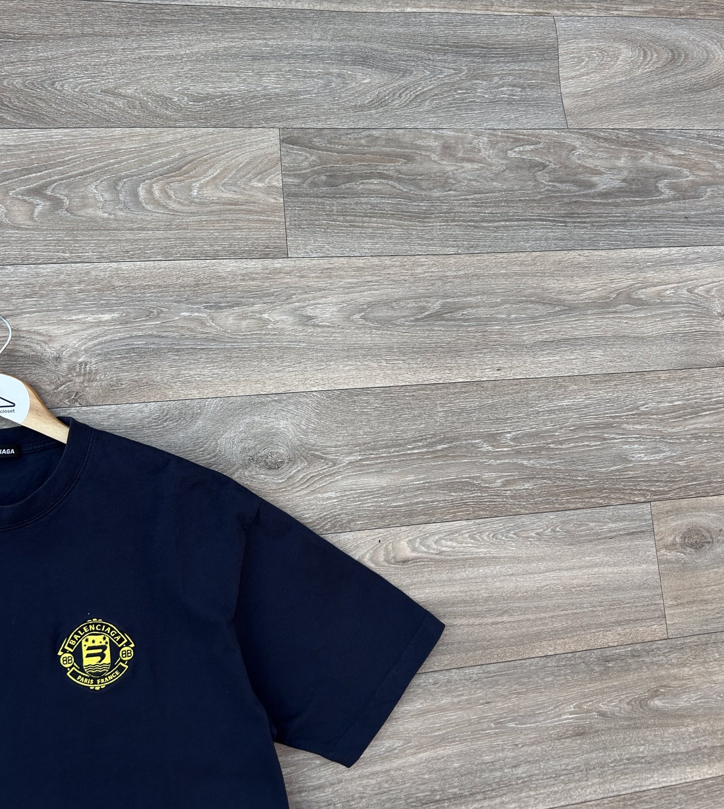 Balenciaga crest logo tshirt