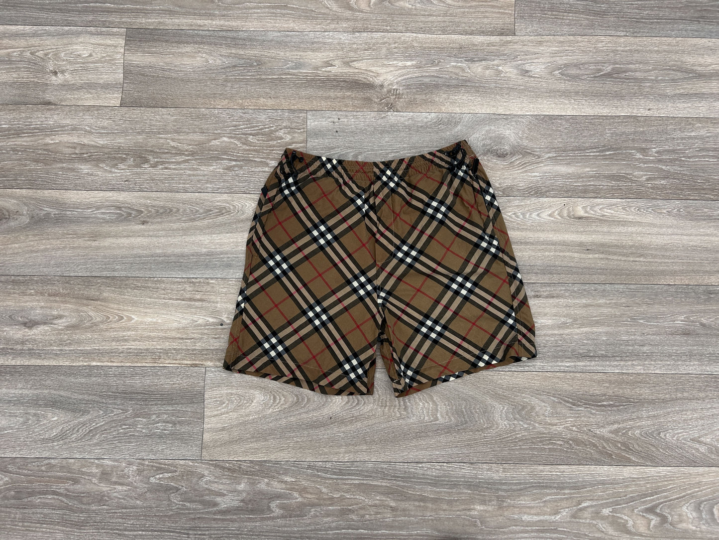 Burberry checkered logo shorts