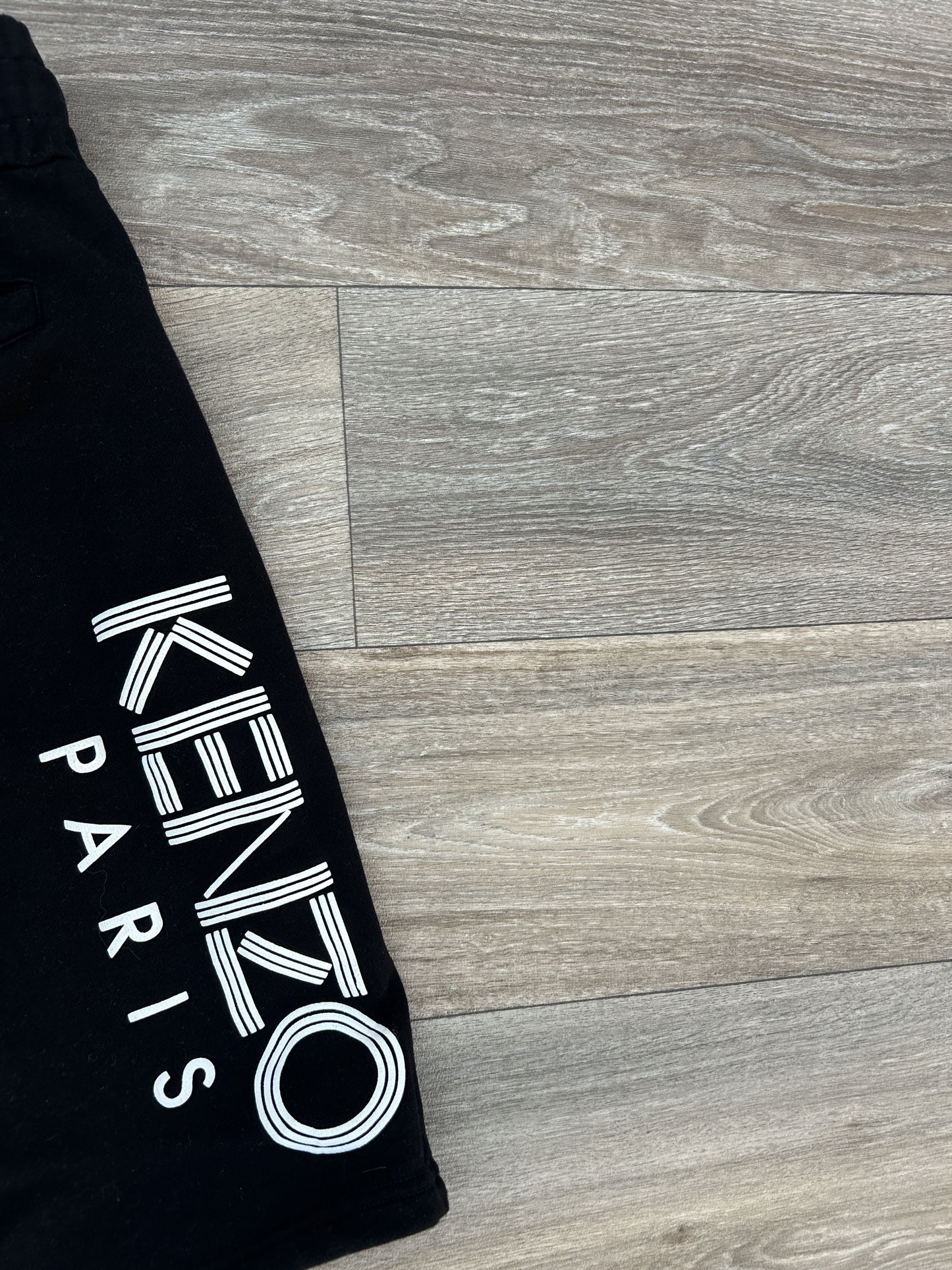 Kenzo logo print shorts