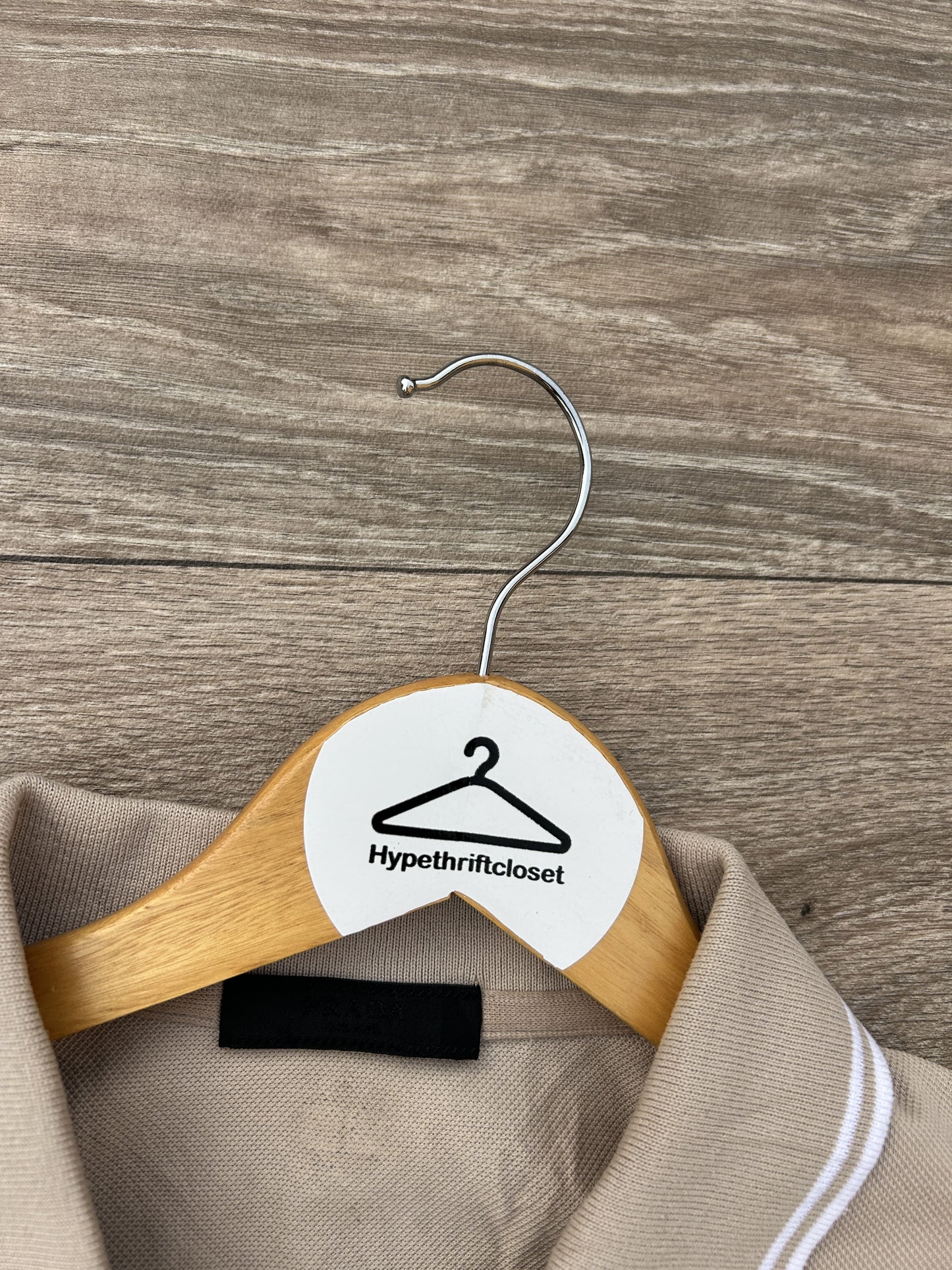 Prada logo collar tshirt