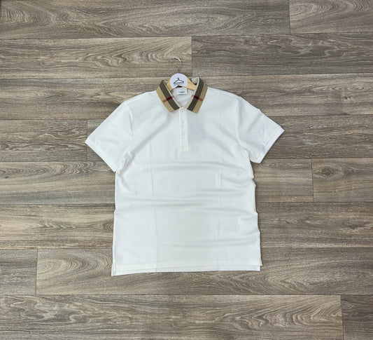Vintage Burberry logo collar tshirt