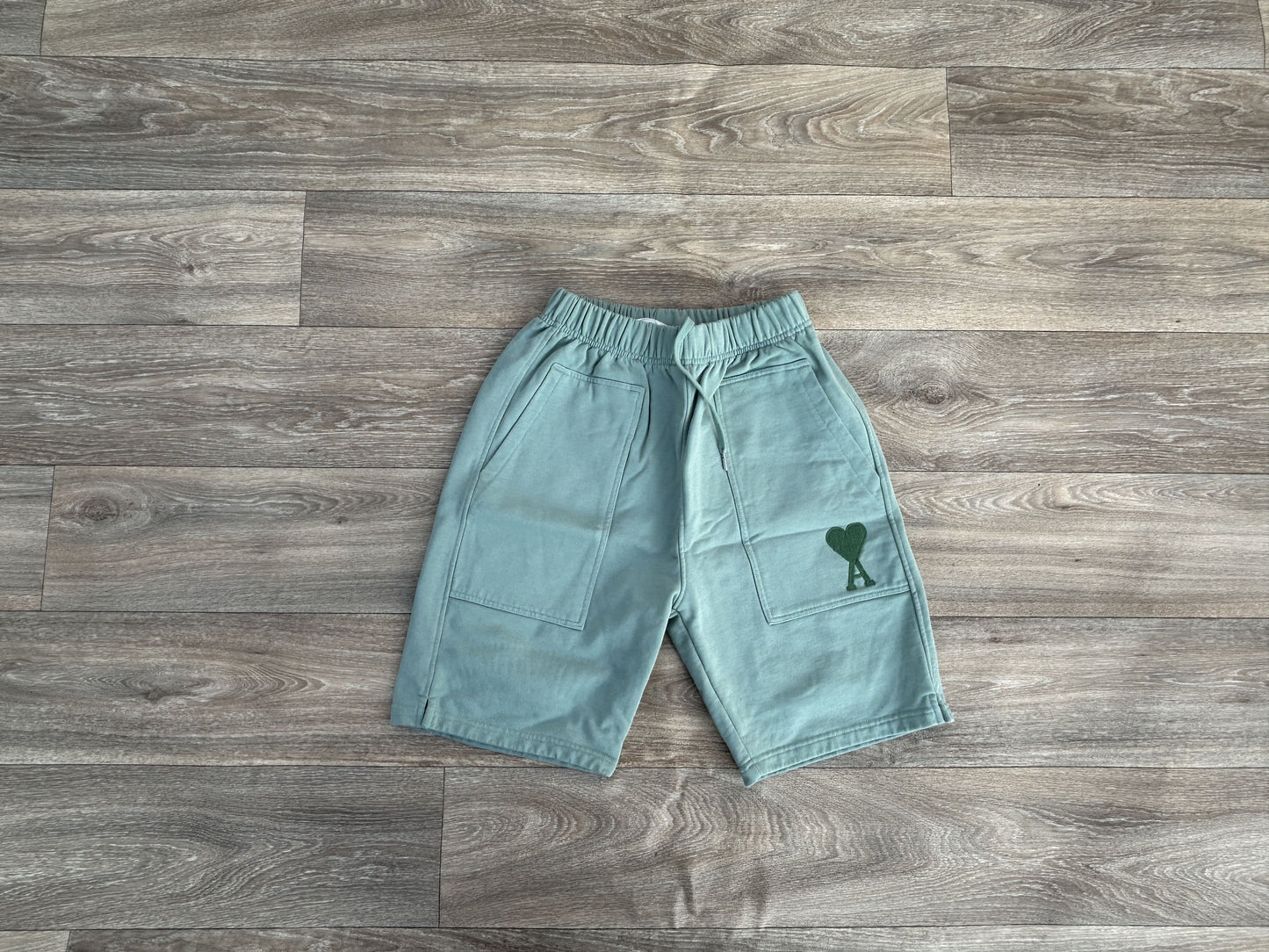 AMI embroidered logo shorts