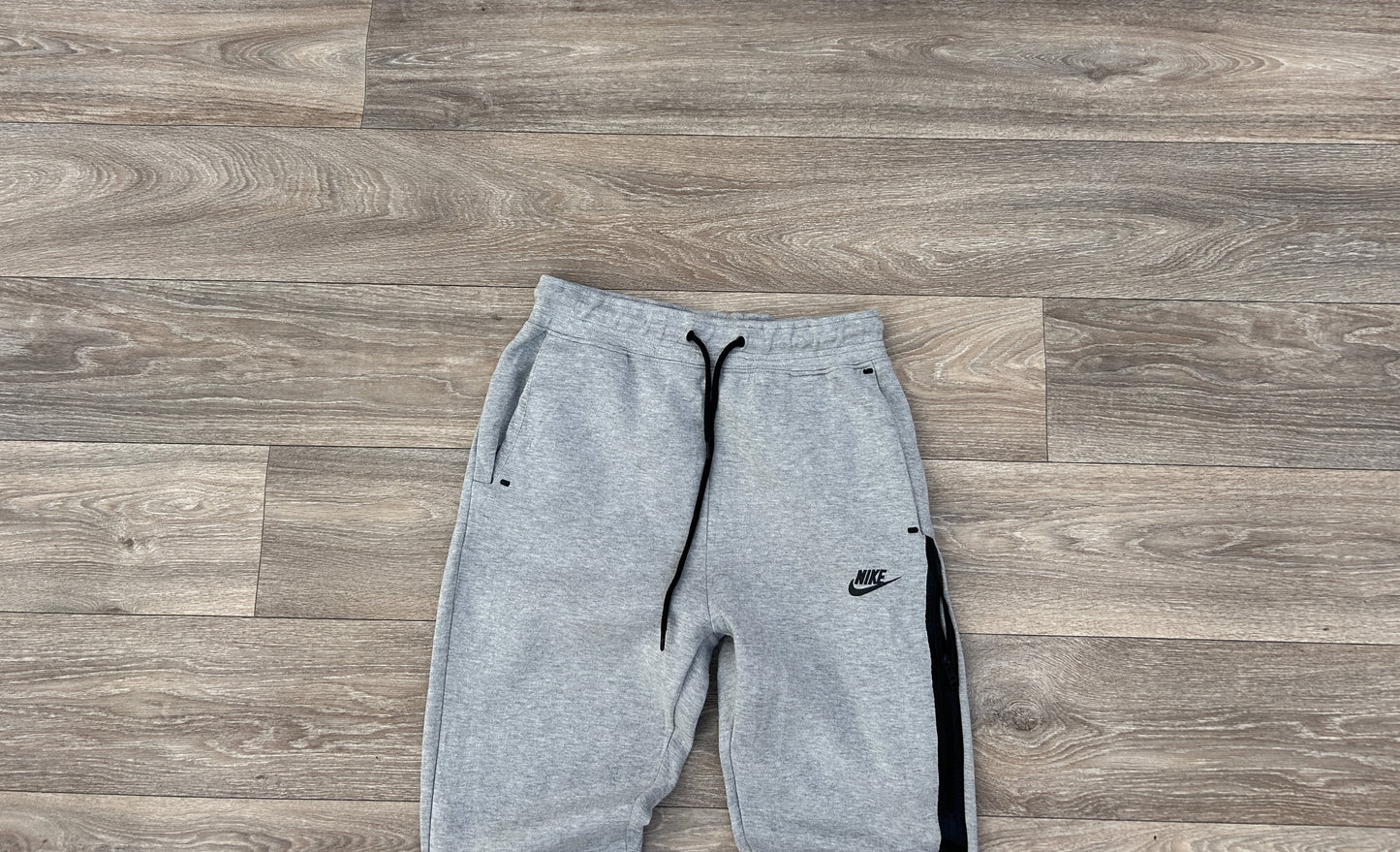 Nike Tech joggers