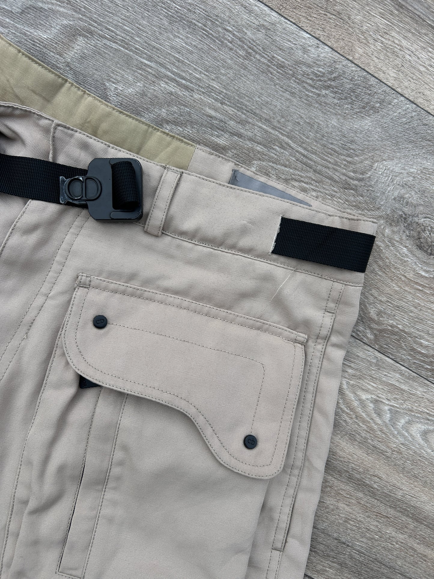 Dior logo cargo shorts