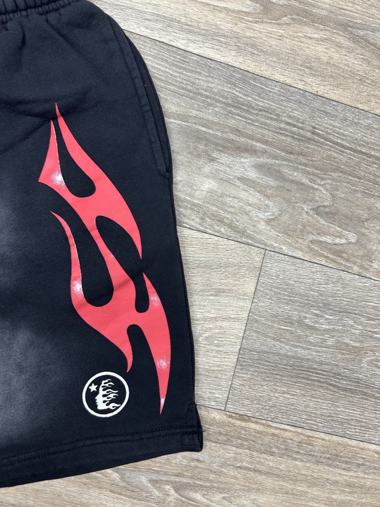 Hellstar logo print shorts