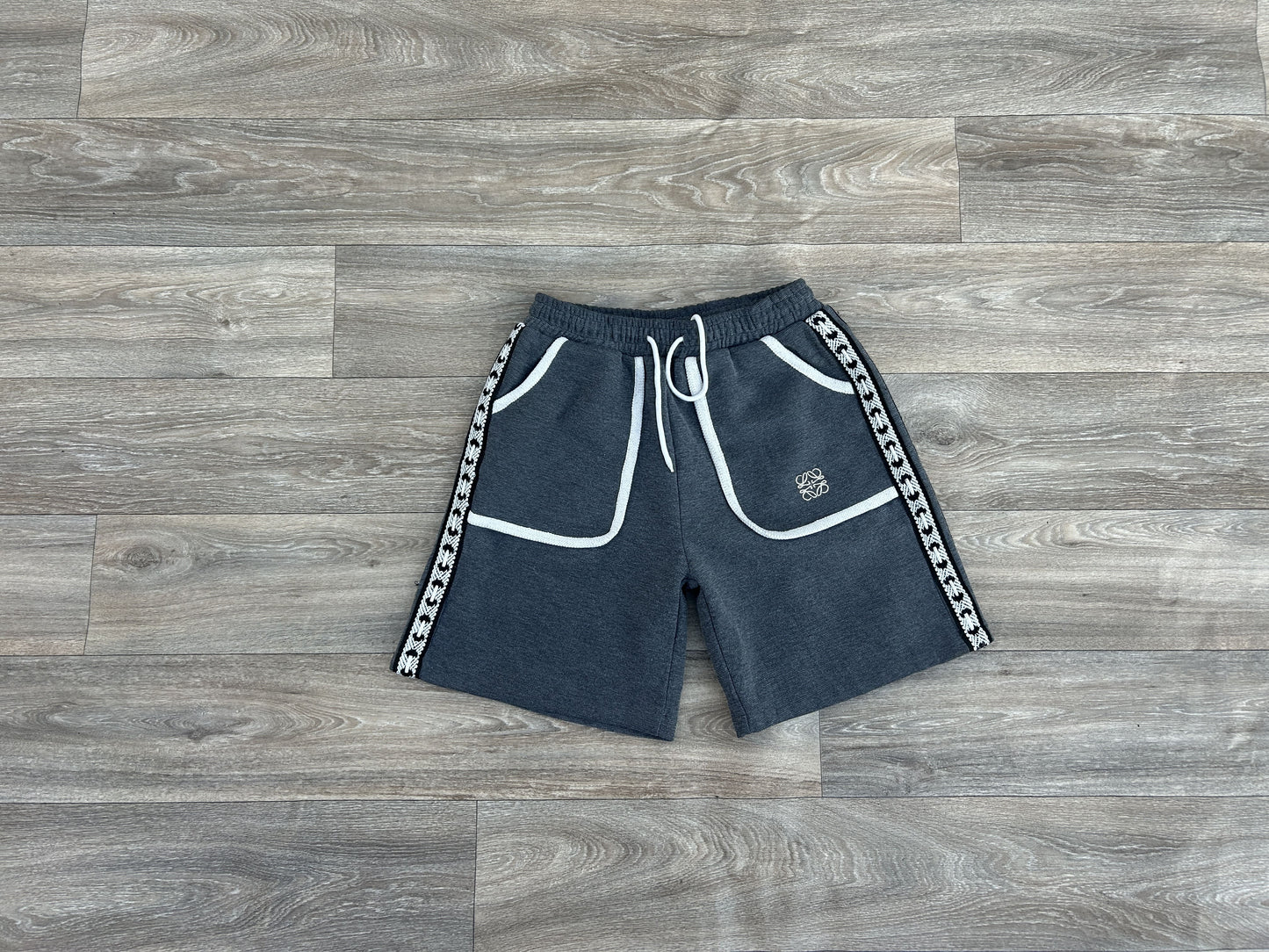 Loewe logo shorts