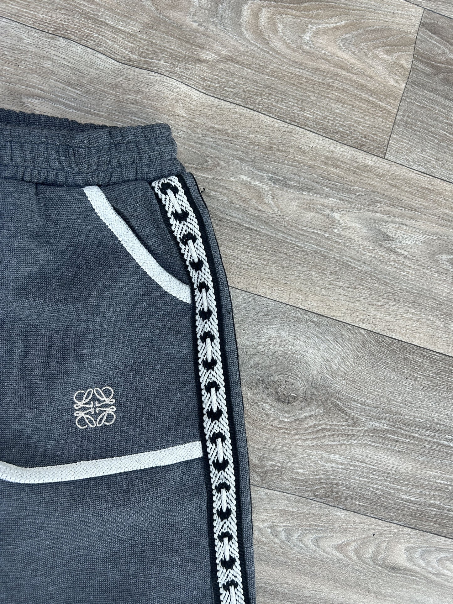 Loewe logo shorts